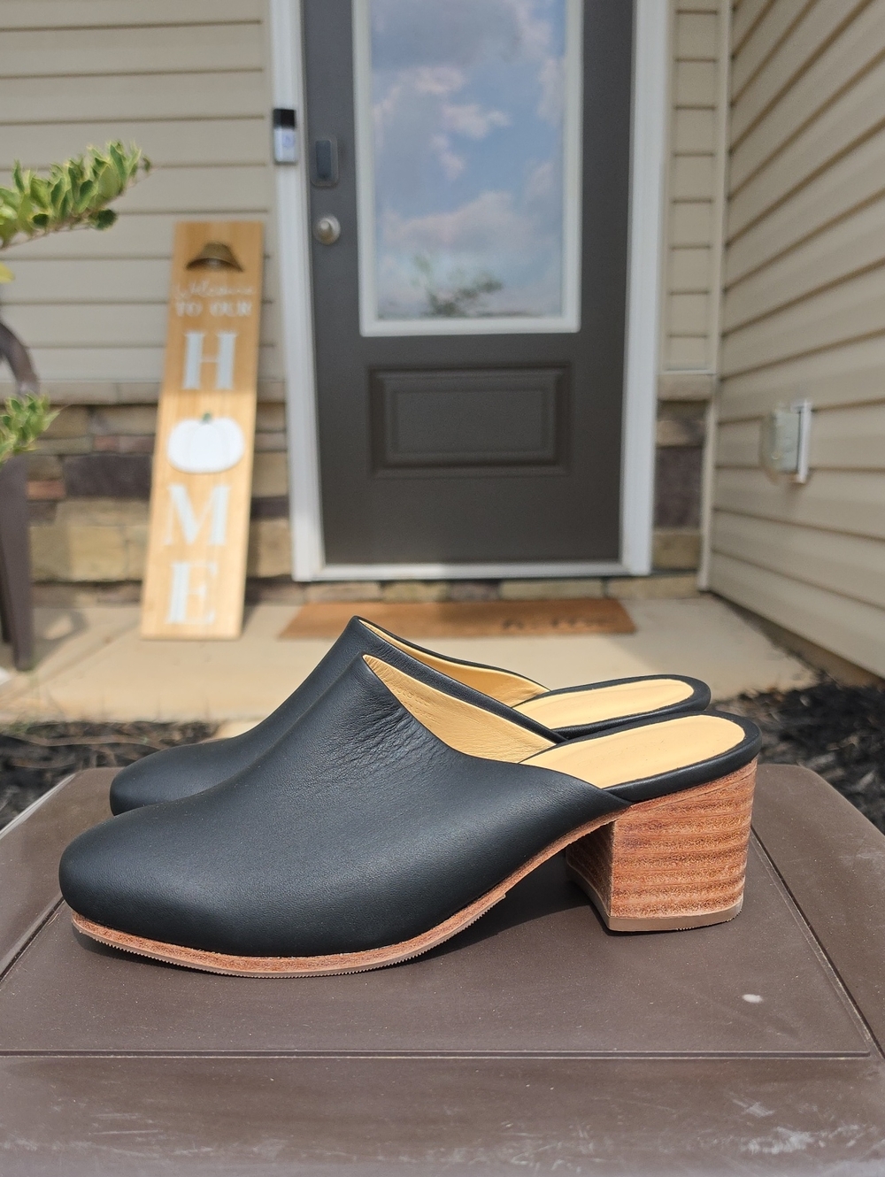 Nisolo Womens All-Day Heeled Mules Size 8.5 Black Leather Slip On Shoes